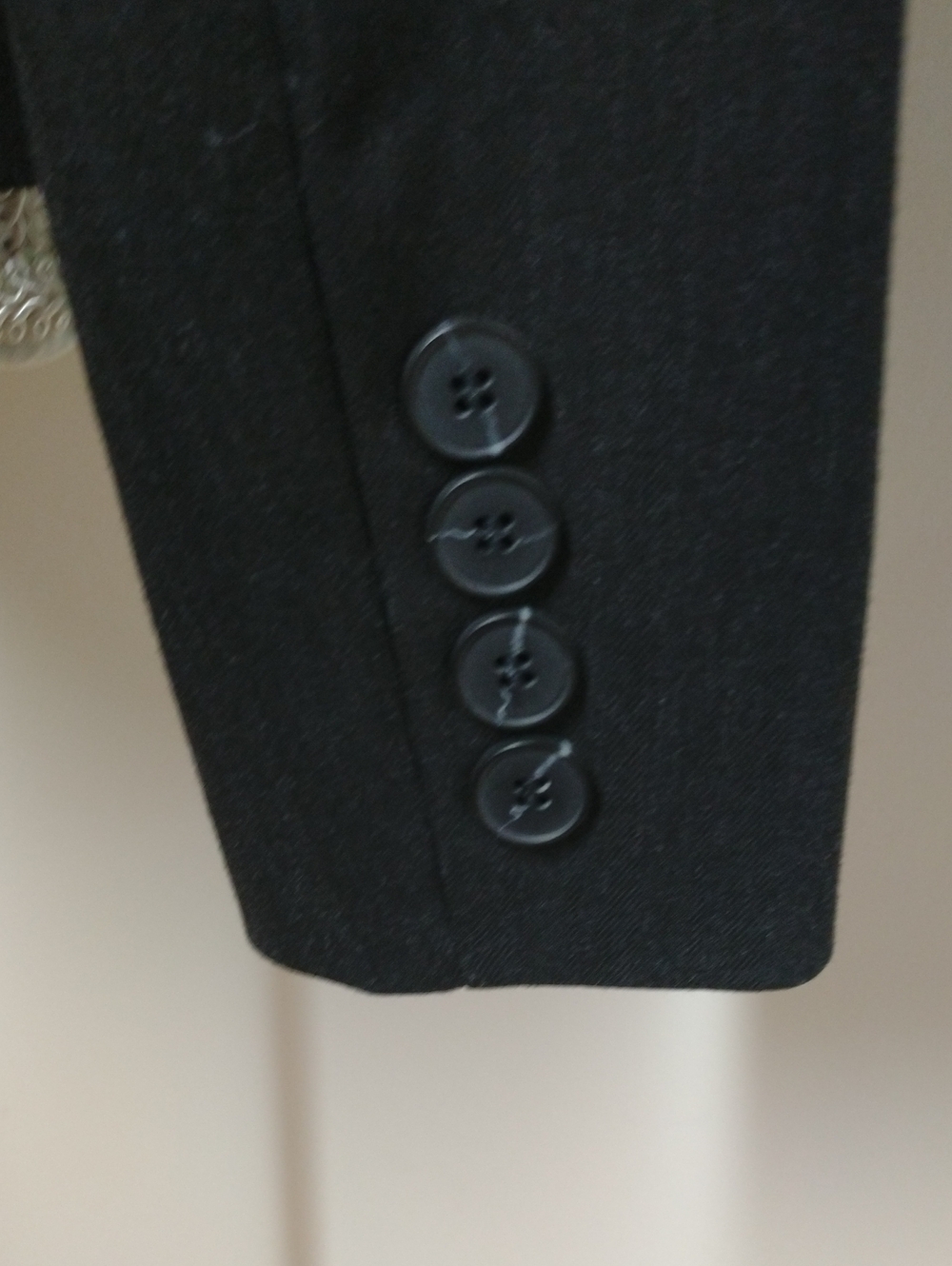 Jacob Charcoal Gray Tailored Blazer Made in Canada, size 0 - Picture 5 of 14
